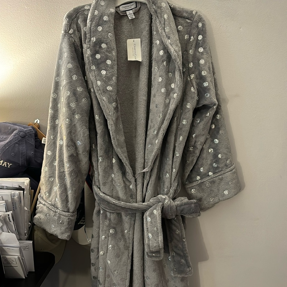 Ladies robe new with tags